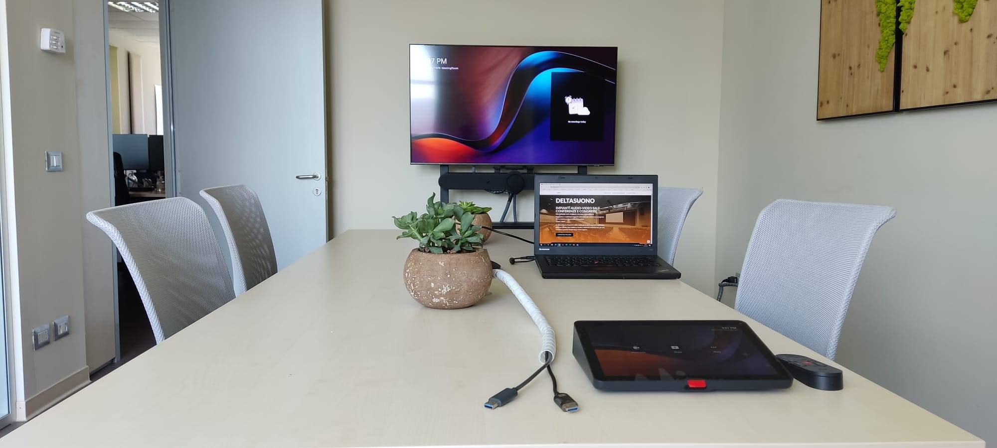 Web meeting room