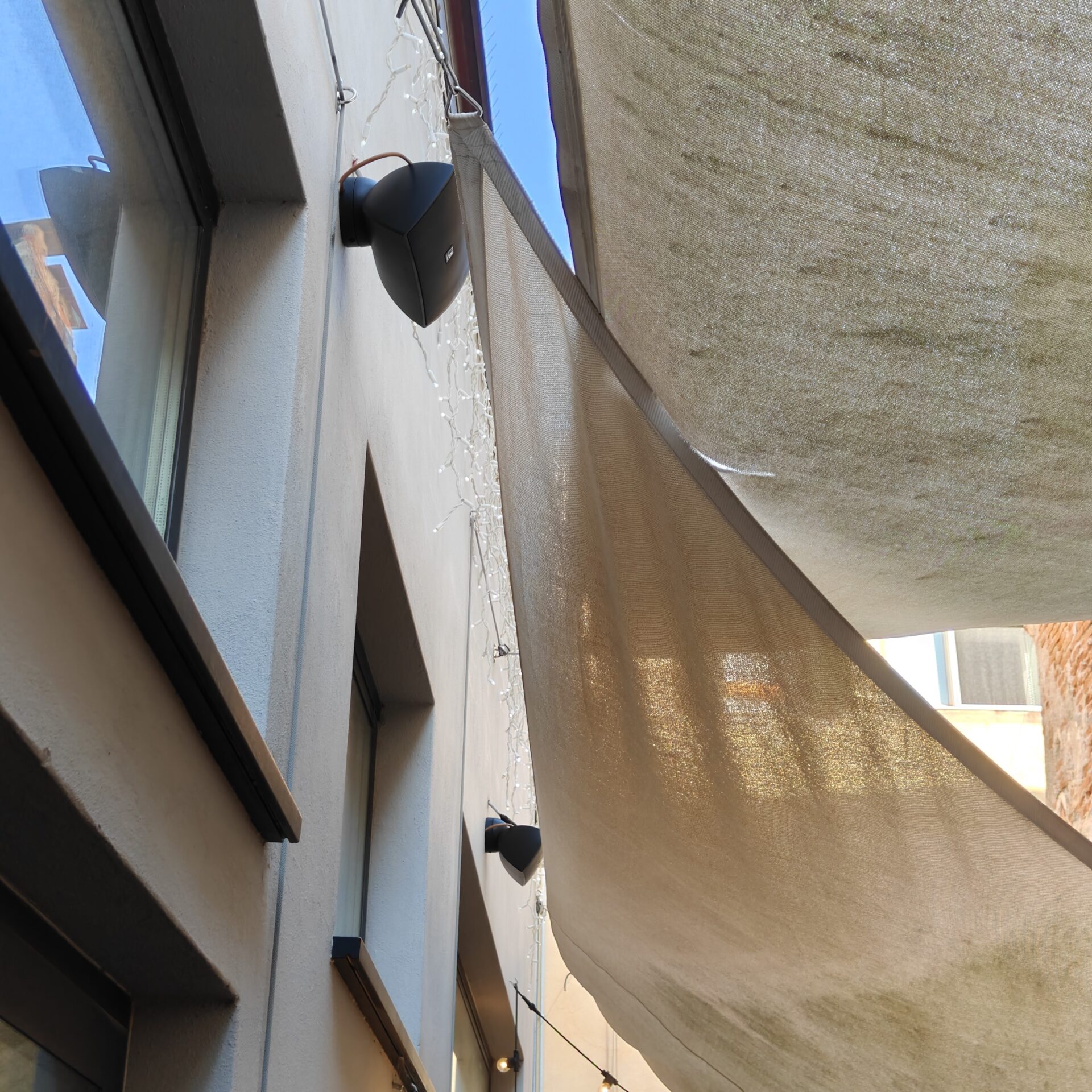 illuminazione e audio video per hotel